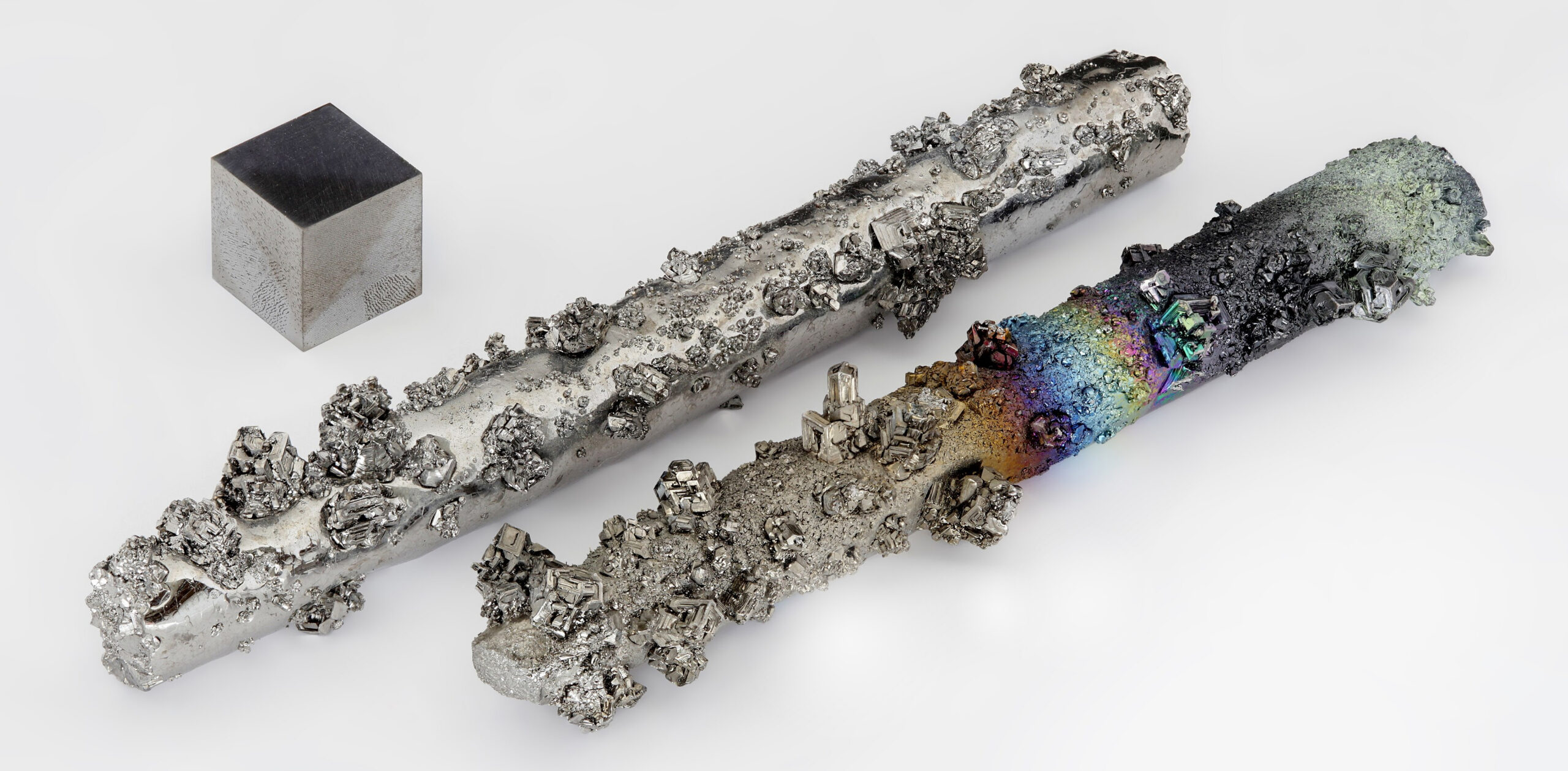 Photo of Tungsten Material By Alchemist-hp (talk) (www.pse-mendelejew.de) - Own work, FAL, https://commons.wikimedia.org/w/index.php?curid=10424635 used tungsten carbide for carbide tool tooling supply chain article